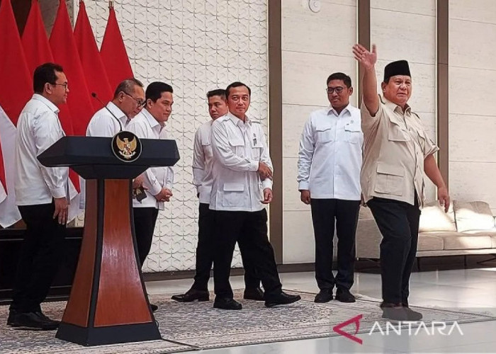 Prabowo Instruksikan Penurunan Tarif Tol dan Harga Tiket Pesawat