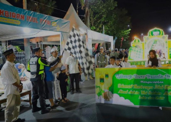 Gema Malam Takbir : Bupati Tanjabbar Buka Festival Pawai Takbiran Idul Fitri 1445 H