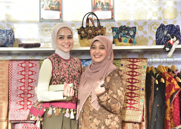 Momentum Majukan Potensi Kerajinan Lokal Daerah, Nadiyah dan Marsha Lystia Ikuti Puncak HUT Ke-46 Dekranas 
