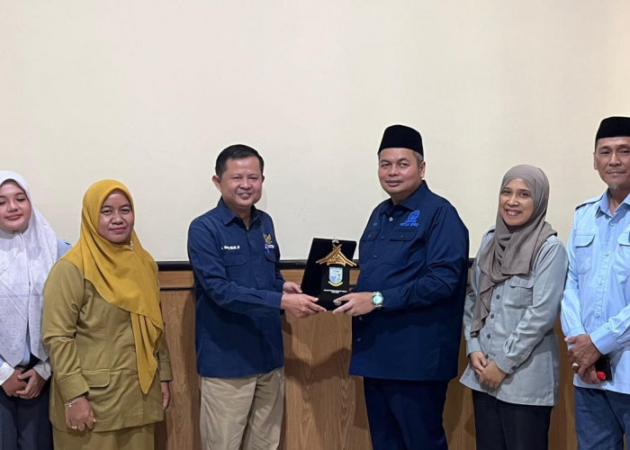Ketua DPRD Kota Jambi Silaturahmi ke KI Jambi, Taufiq: Semoga Sinergi Terus Berjalan
