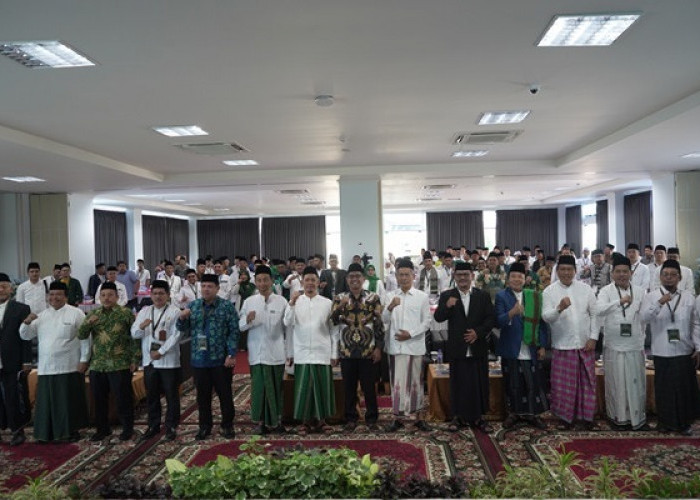 Bahas Tentang Sistem Hukum Islam Dan Metode Penetapan Awal Bulan Hijriyah, UIN STS Jambi Gelar Seminar