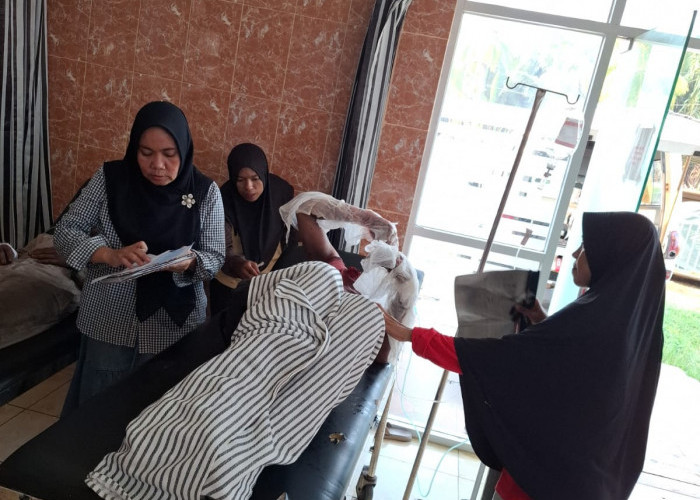 Kapal Nurhasanah Diduga Meledak di Perairan Teluk Majelis, Lima ABK Luka Bakar Serius