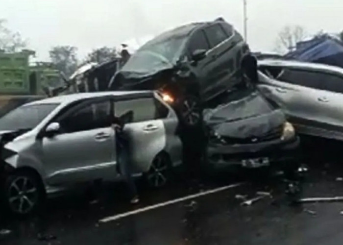 Tabrakan Beruntun di Tol Cipularang Diduga Dipicu Truk Rem Blong