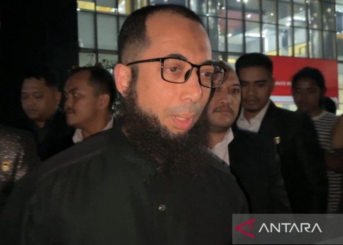 Meski Sudah Bayar Furoda, KPK Dalami Khalid Basalamah Pilih Haji Khusus