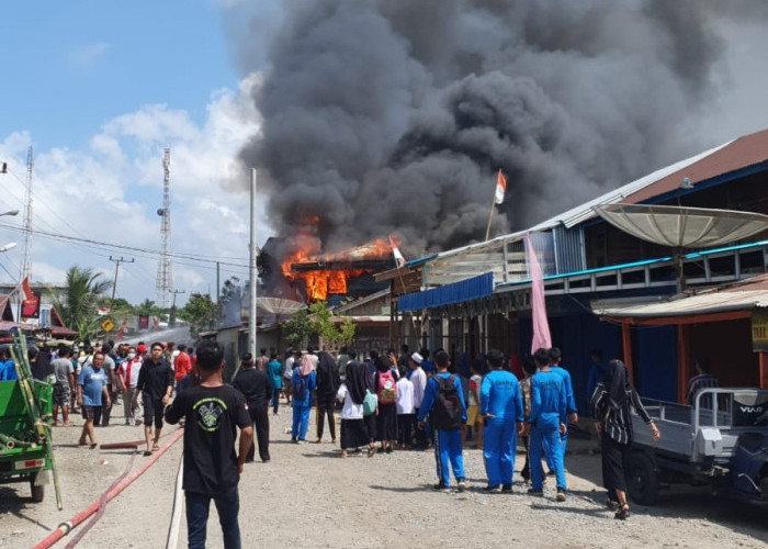 Empat Rumah Ludes di Teluk Nilau