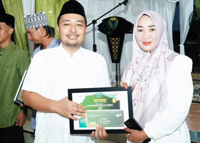 Ketua DPRD Batang Hari Serahkan Hadiah Pemenang Gebyar Semarak Ramadhan 1447 H