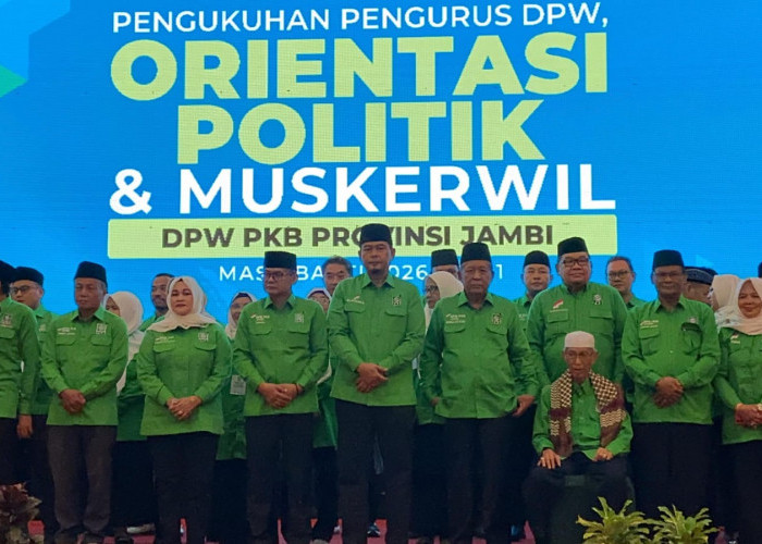 Pengurus PKB Jambi Resmi Dilantik, Elpisina Ketua, Juanda Jabat Sekretaris 