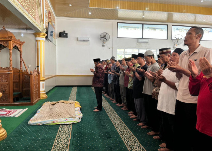 Wali Kota Jambi Melayat Bocah 4 Tahun Korban Hanyut, Warga Diimbau Waspada Cuaca Ekstrim