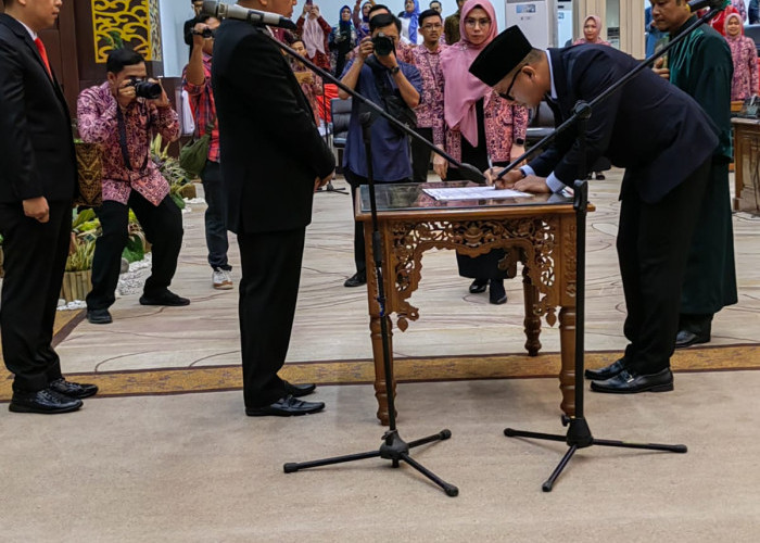Rominop Gantikan Nasir Sebagai Wakil Rakyat, DPRD Kota Jambi Gelar Paripurna PAW 
