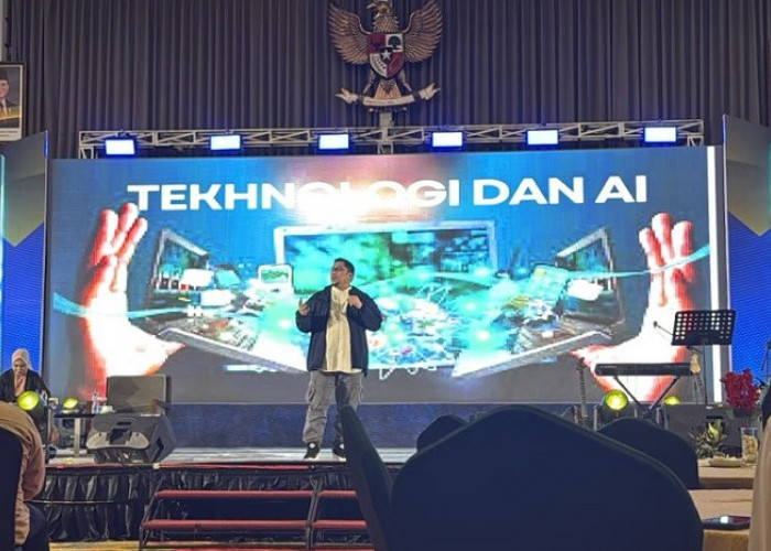 Puji Kolaborasi M.Hafiz- Pemprov, Feri Amsari : Rejuvenasi Gerakan Ruang Diskusi Kritis yang Dibutuhkan Pemuda