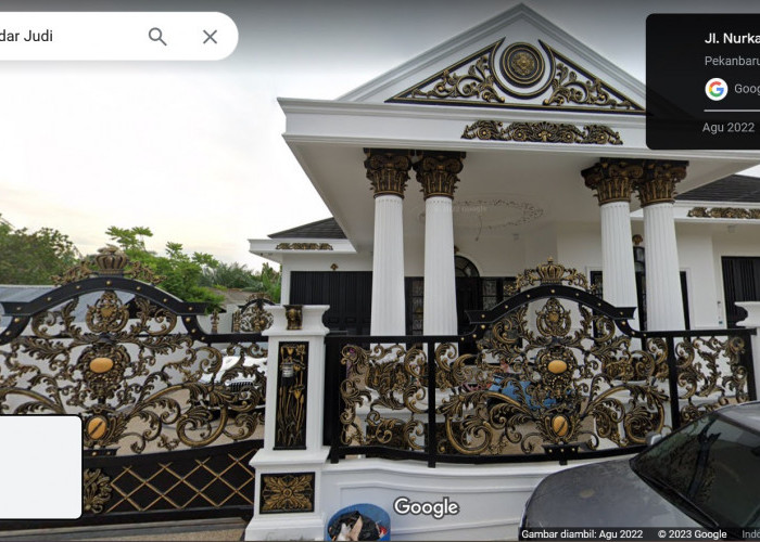 Foto rumah AG bulan Agustus 2022 terekam Google Map. Saat ini posisi rumah ini telah tertulis 'Rumah Bandar Judi' di Google Map. Tidak diketahui siapa yang memberi label nama tersebut.