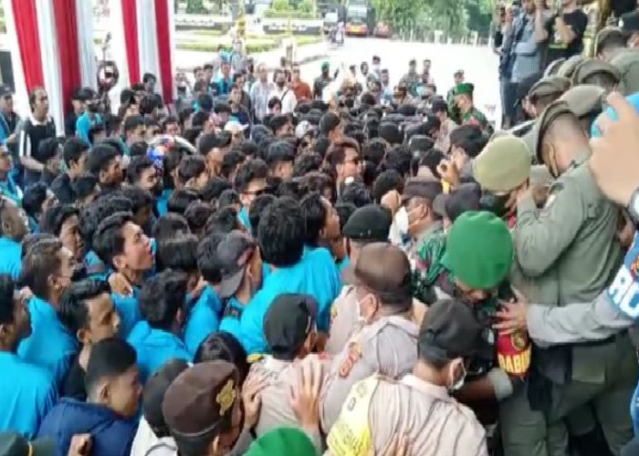 Tak Ditemui Pimpinan DPRD Provinsi Jambi, Mahasiswa UIN STS Jambi Sebut Akan Lakukan Aksi Lebih Besar