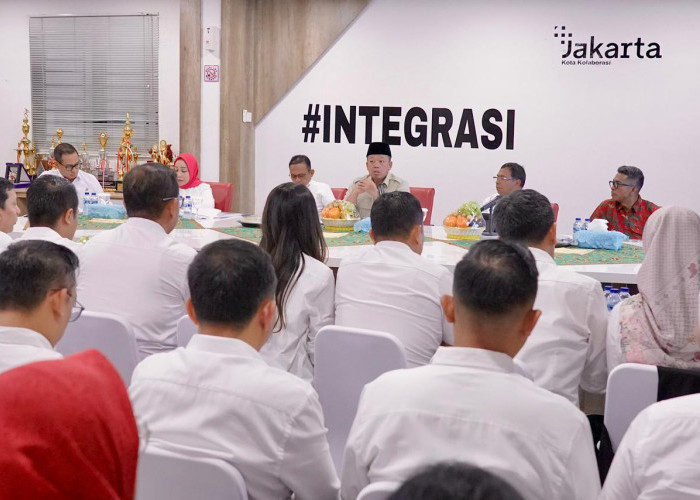 Menteri Nusron Ajak Pegawai Berkomitmen Bersama Tingkatkan Layanan Pertanahan