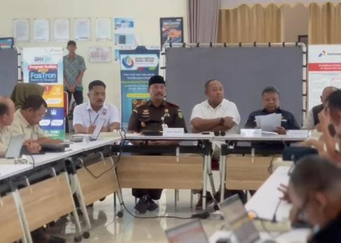 Kajati Jambi Hadiri Penetapan Hasil Evaluasi Sumur Minyak Masyarakat di Batanghari