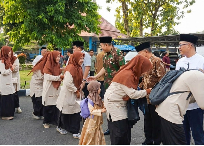 Bupati M. Syukur Lepas Kafilah Merangin ke MTQH ke-55 Jambi, Targetkan Posisi Tiga Besar
