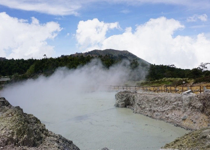 Gunung Dieng Naik ke Level Waspada, Badan Geologi Imbau Kewaspadaan Masyarakat