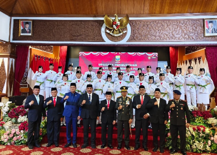 Hadiri Pengukuhan Paskibraka 2026, Ketua DPRD M. Hafiz Fattah Apresiasi Keringat dan Perjuangan Pemuda Jambi