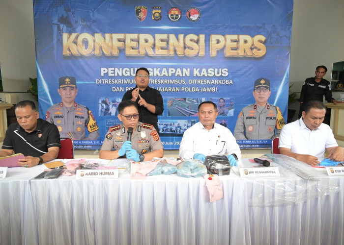 Polda Jambi Ungkap 57 Kasus BBM Subsidi dan PETI, Sita Puluhan Ribu Liter BBM hingga 2,5 Kilogram Emas