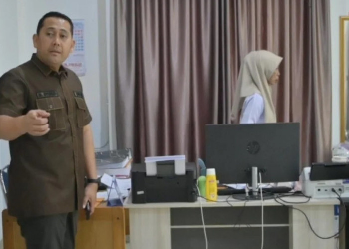 Bupati M Syukur Ngamuk Lihat Perilaku Pegawai Setda Merangin: Keluar Kantor Usai Apel, Balik Pas Apel Sore
