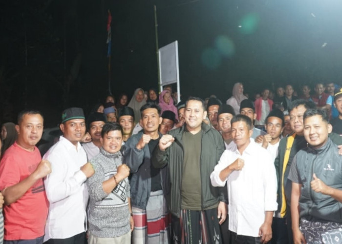 Bupati Merangin M. Syukur Pilih Berkemah dan Berdiskusi Langsung Bersama Warga Durian Rambun