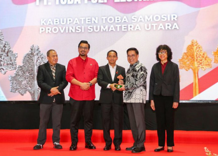 PT Lontar Papyrus Raih Penghargaan Prima Wana Karya 2025