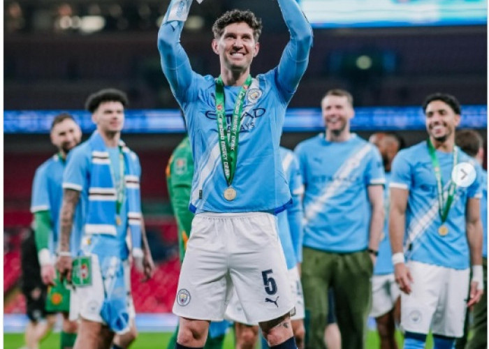 Sikat Arsenal 2-0, Manchester City Juara Carabao Cup 2025/26