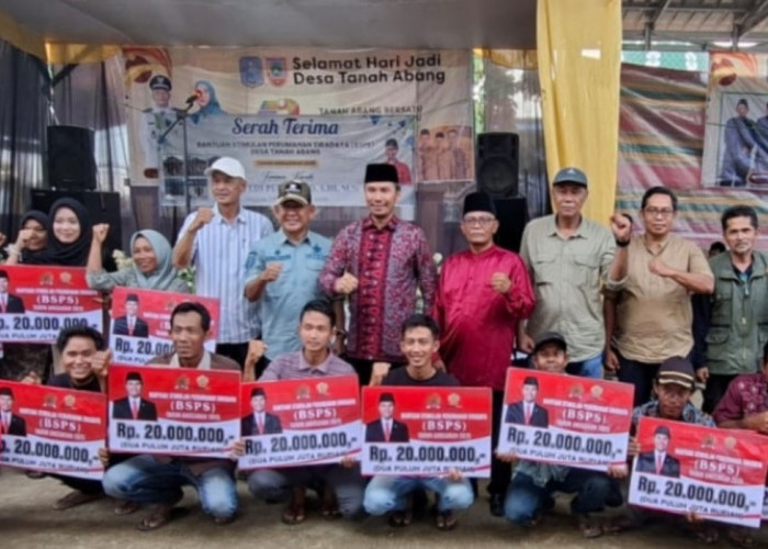 Wabup A. Khafidh Hadiri Peresmian 159 Unit Bedah Rumah BSPS di Tanah Abang