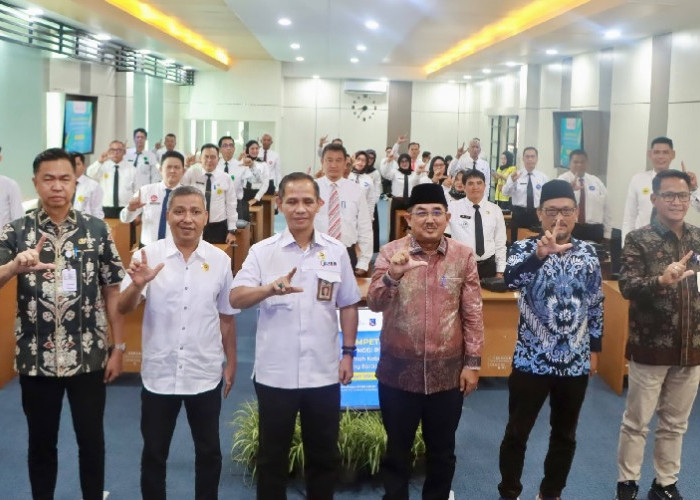 Bupati Tanjab Barat Pantau Uji Kompetensi JPT Pratama di LAN Jatinangor