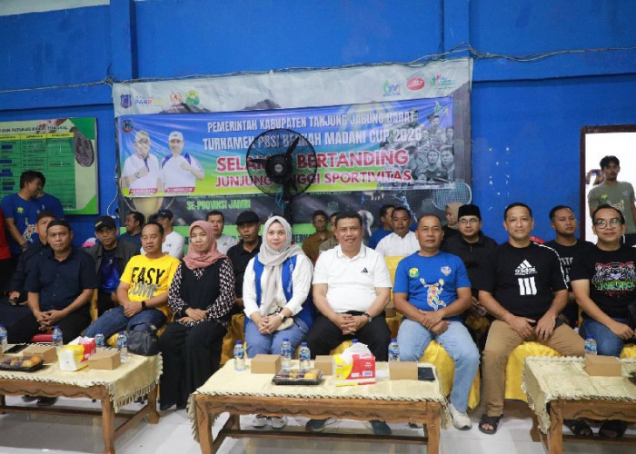 Wabup Katamso Tutup Turnamen Bulutangkis Berkah Madani Cup 2026, Berikut Daftar Juaranya