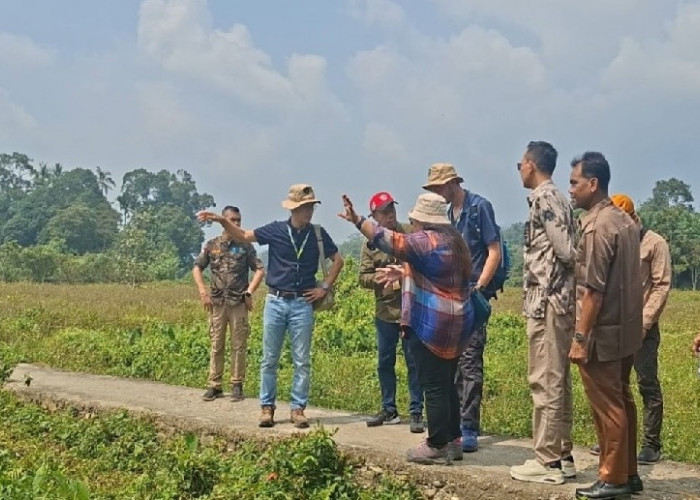 Tim Evaluator UNESCO Terpukau Keindahan Goa Tiangko dan Dorong Penguatan Edukasi Geosite Merangin
