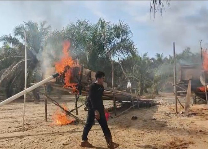 Polisi Bakar 10 Alat Tambang Emas Ilegal di Maro Sebo Ulu, Pelaku Tidak Ditemukan 
