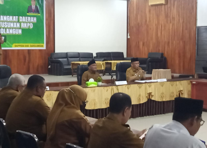 Ditengah Efisiensi Anggaran, Bupati Hurmin Ingatkan Profesional Kerja dan Tingkatkan Pelayanan