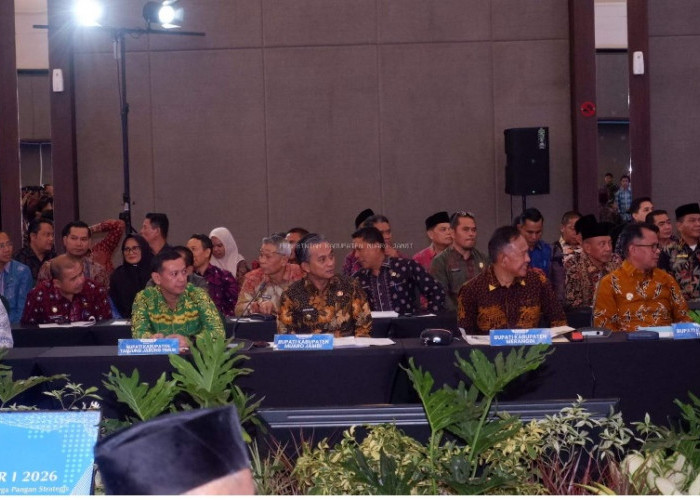 Wabup Muaro Jambi Junaidi H. Mahir Hadiri Rapat HLM TPID Se-Provinsi Jambi