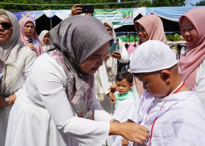 Ribuan Anak TK di Merangin Ikuti Peragaan Manasik Haji