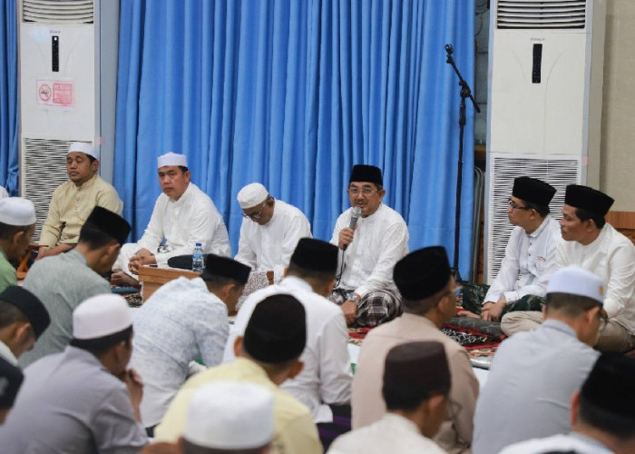 Bupati Tanjab Barat Anwar Sadat Sambut Safari Ramadan Universitas Jambi
