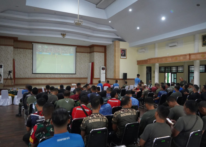 Korem 042/Gapu Gelar Nobar “Bola Gembira” Piala Dunia 2026, TNI dan Masyarakat Larut dalam Kebersamaan