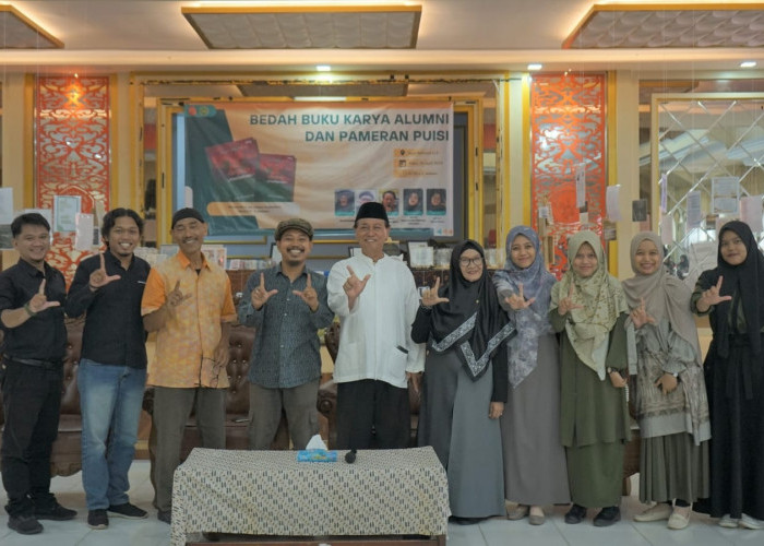 Bedah Buku dan Pameran Puisi Entrepreneurship Sastra