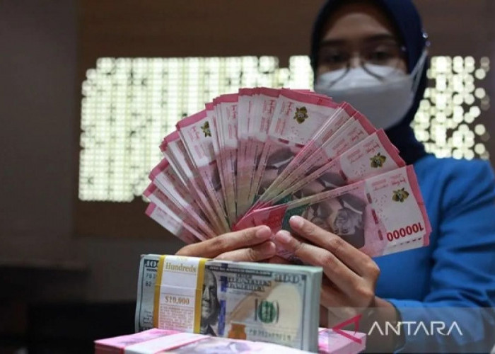 Rupiah Menguat Dipengaruhi Harapan Pembicaraan Kesepakatan Ukraina