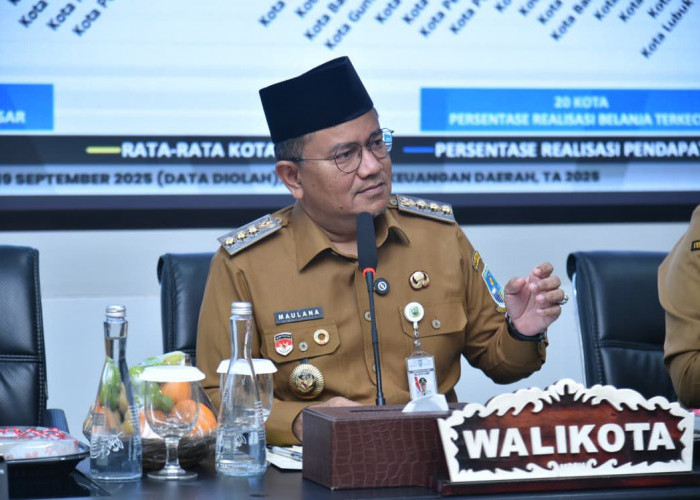 Program Kampung Terang Digenjot, Maulana Targetkan 30 LPJU per RT