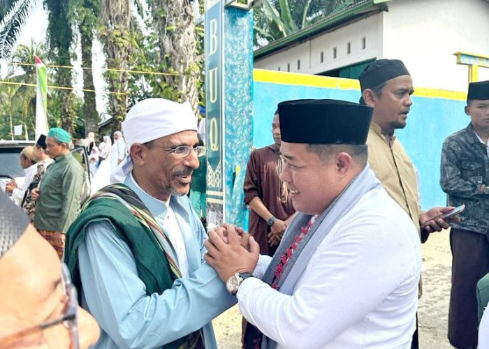 Mewakili Gubernur Jambi, Muzakir Hadiri Pengajian Bersama Al Habib Husein dari Yaman di Pinang Merah Pamenang