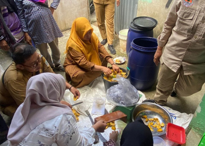 Eco Enzyme, Inovasi UNJA Ubah Sampah Organik Jadi Peluang Usaha
