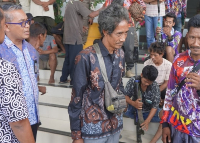 Semangat untuk Maju, Warga SAD Berbondong-bondong Minta Bantuan Usaha
