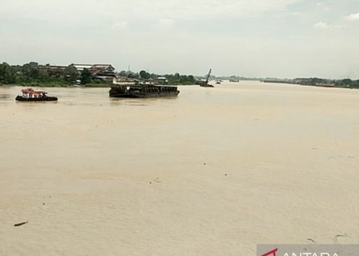 DLH Provinsi Jambi Sebut Kualitas Air Sungai Batanghari Membaik