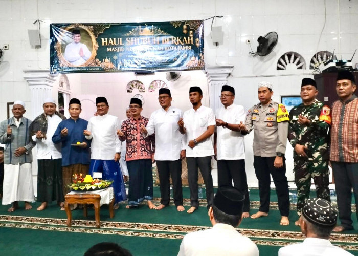 Wali Kota Maulana Hadiri Haul Satu Tahun Subuh Berkah di Masjid Nurul Jannah