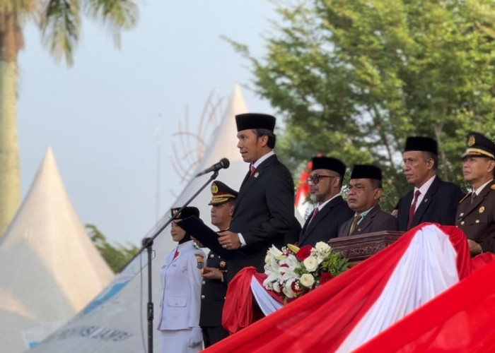 Ketua DPRD Jambi Bacakan Teks Proklamasi di Upacara HUT RI ke 78