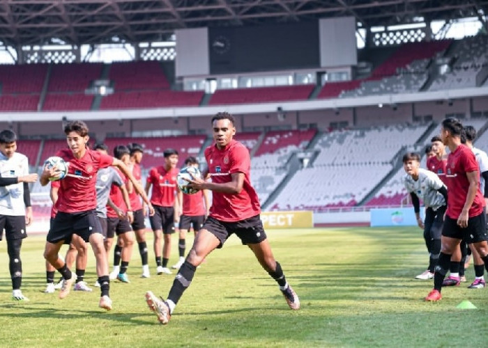 Bintang Muda Timnas Indonesia U-17 Iqbal Gwijangge Jadi Perhatian FIFA