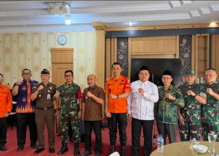 Kunjungi Bungo, Danrem 042/Gapu Perkuat Sinergi Penanganan Karhutla
