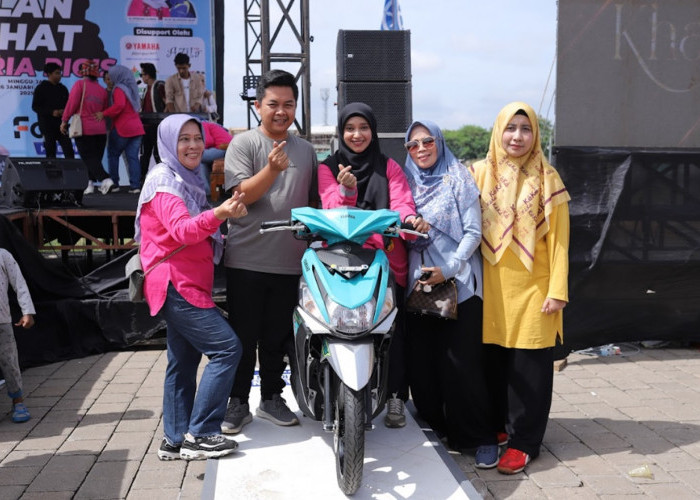 Niat Awal Ingin Menyenangkan Hati Istri Bertemu Ria Ricis, Agung Malah Dapat Hadiah Motor Yamaha Mio M3