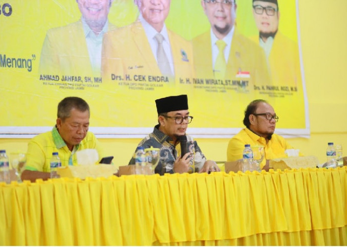 Belum Genap 6 Bulan Menjabat, CE Revitalisasi Pengurus Golkar Jambi