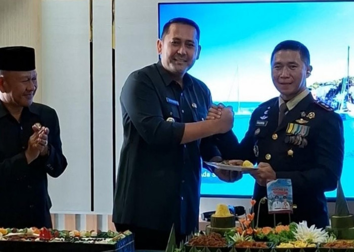 Penuh Keakraban, Bupati M. Syukur Hadiri Syukuran HUT TNI ke-81 Bersama Bupati Sarolangun
